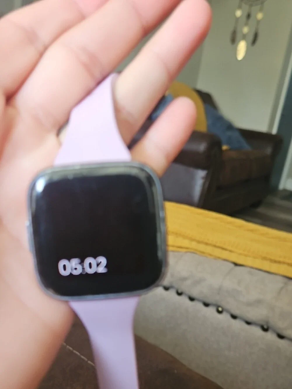 Versa 2 Fitbit ( Back Buttom Doesnt Work)